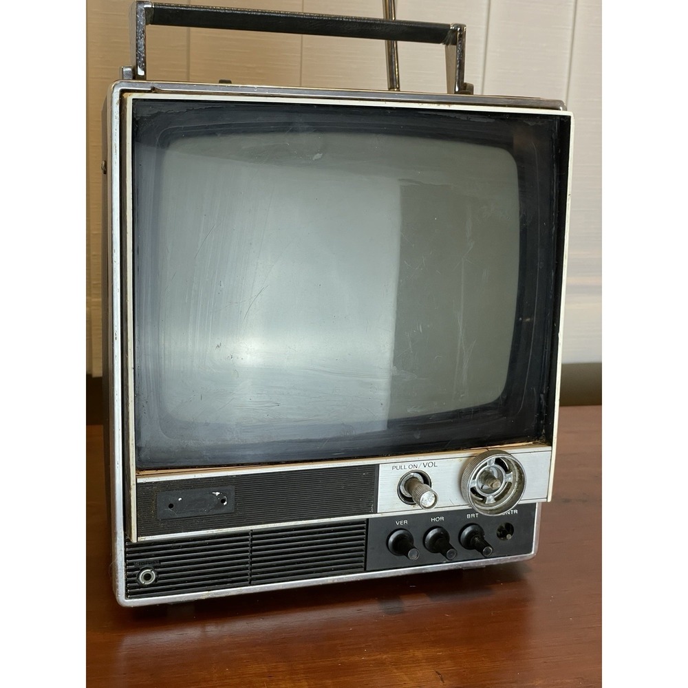 Vintage Sony portable transistor‎ TV TV-920U